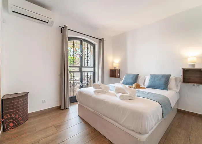 Casa Mia In - Take Care Malaga Nerja