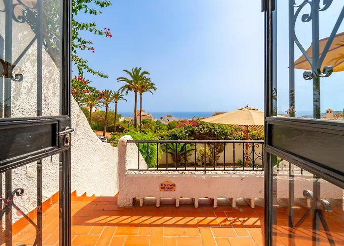 Casa Mia In - Take Care Malaga Apartment